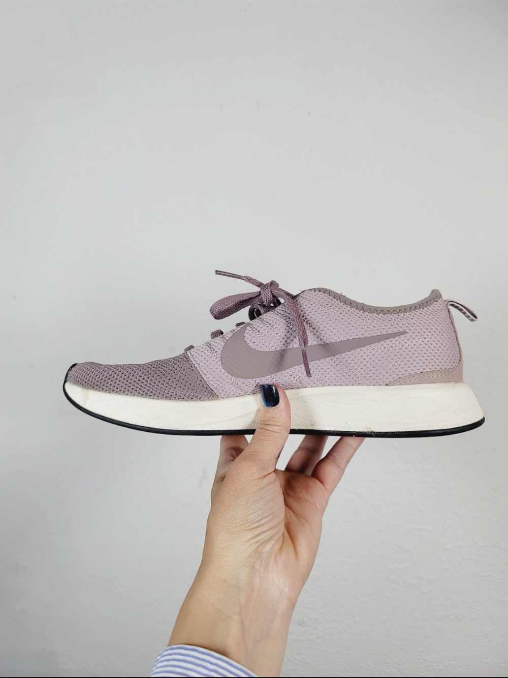 Nike DUALTONE Light Mauve Lace-Up Women's Racer Running Shoes, Size 10